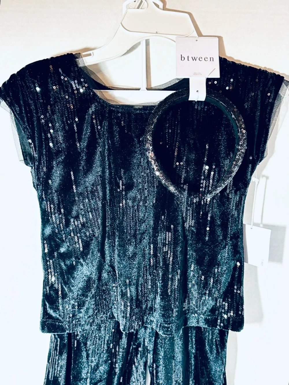 Btween Black Sequin Top, Wide-Leg Pant and Headband Set New With Tag Size 8C - Picture 3 of 8